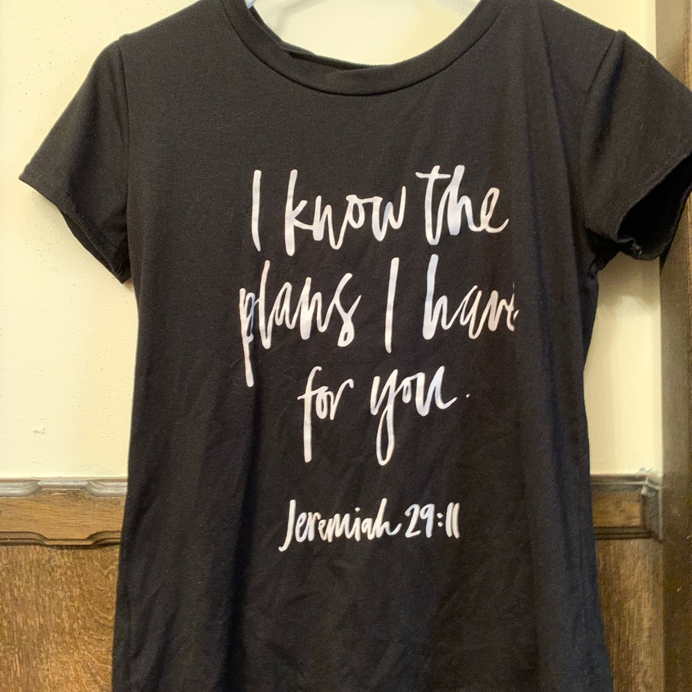 Black and white tee